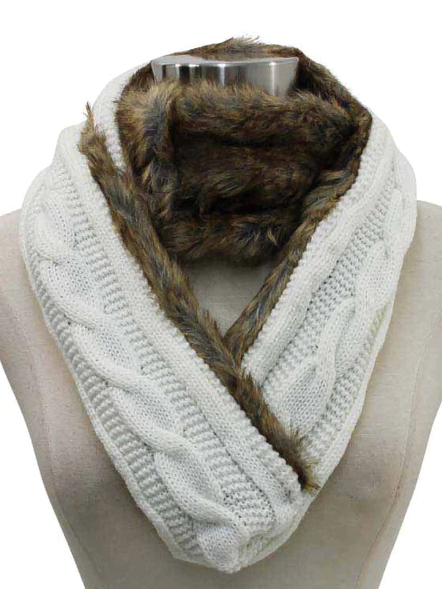 Cable Knit Infinity Scarf With Faux Fur Lining