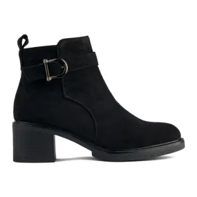 Ladies' black boots