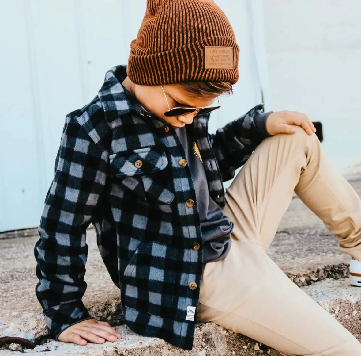 TINY WHALES PONDEROSA BEANIE | BLACK + RUST