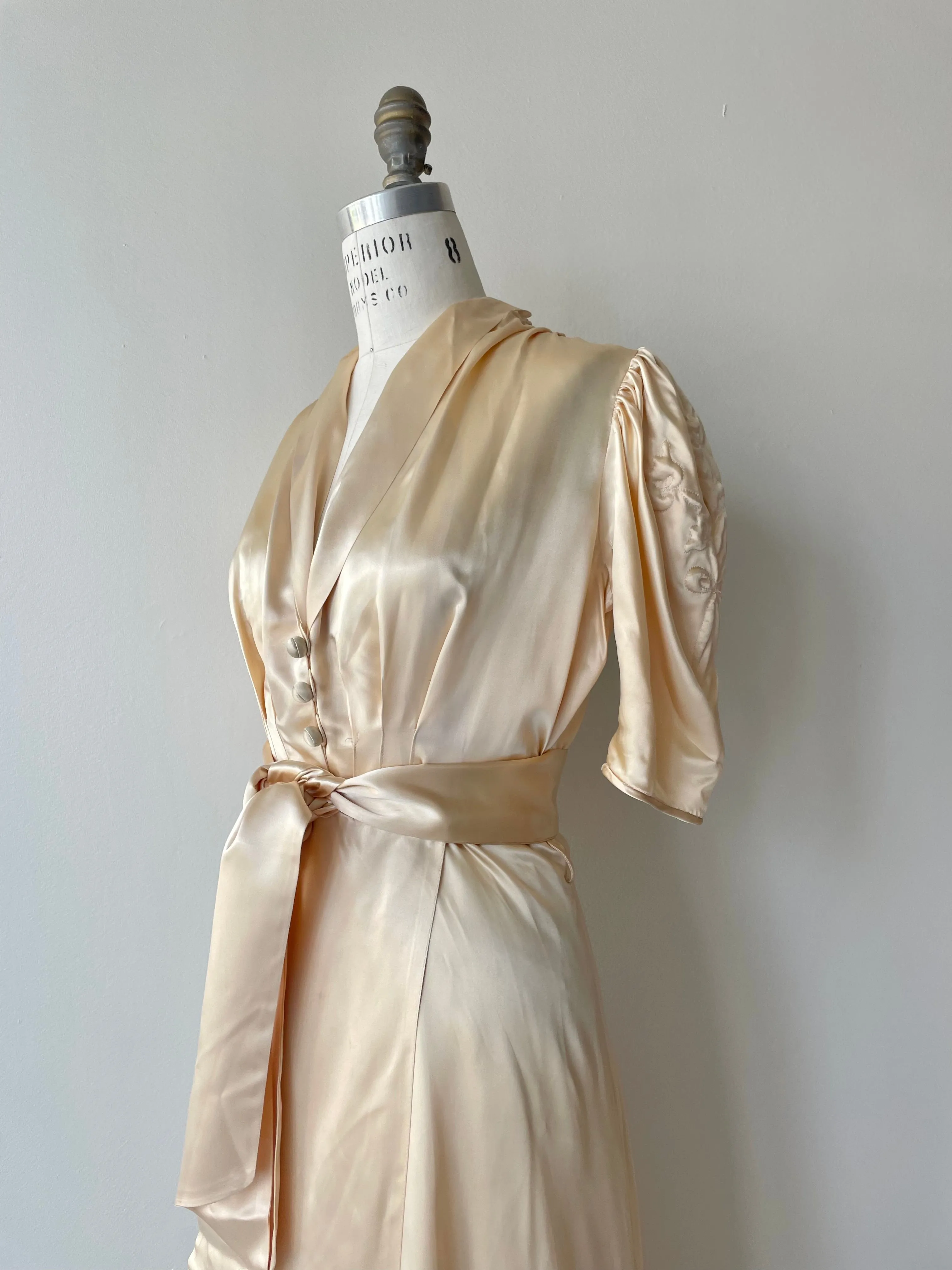 Tresor Wrap Dress | 1940s