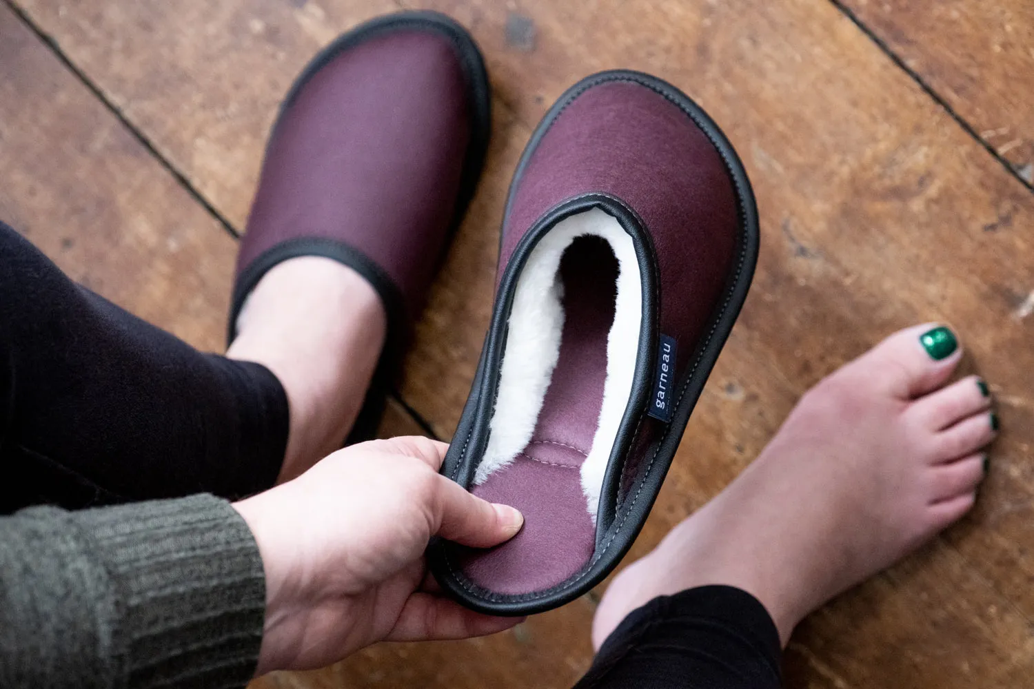 Women's Ultralight Sheepskin Slip-On Mule Slippers